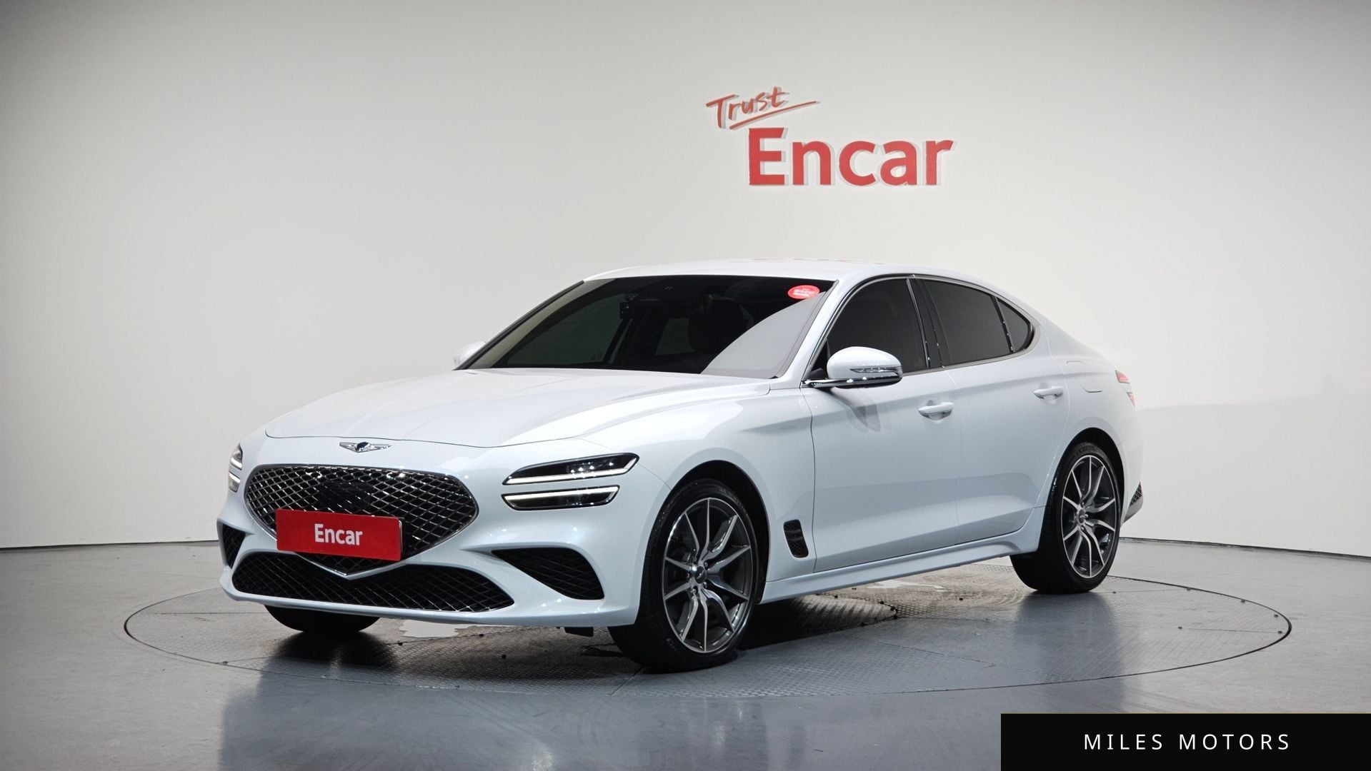 Genesis G70 2023 — фото 1 из 12