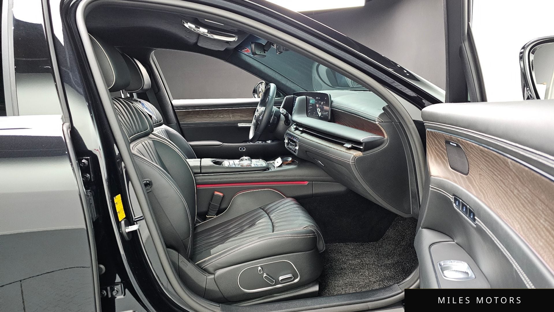Genesis G90 (RS4) 2022 — миниатюра 10