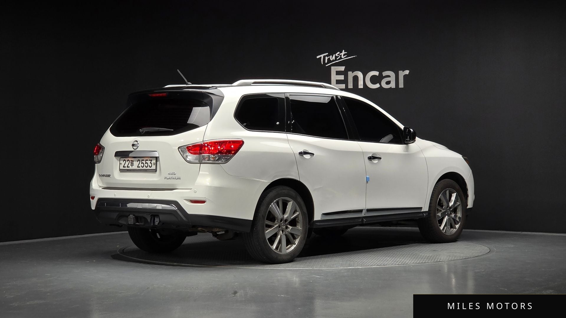 Nissan Pathfinder 2014 — миниатюра 2