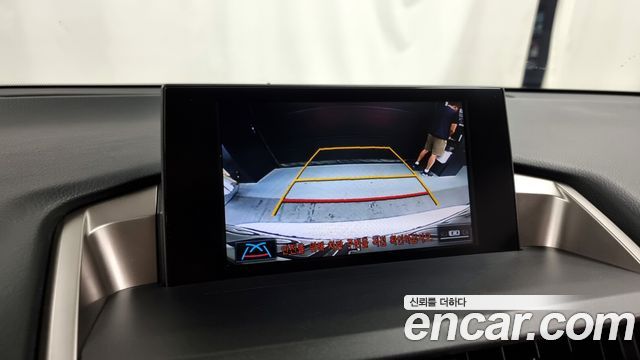 Лексус NX300h 2017 — миниатюра 19