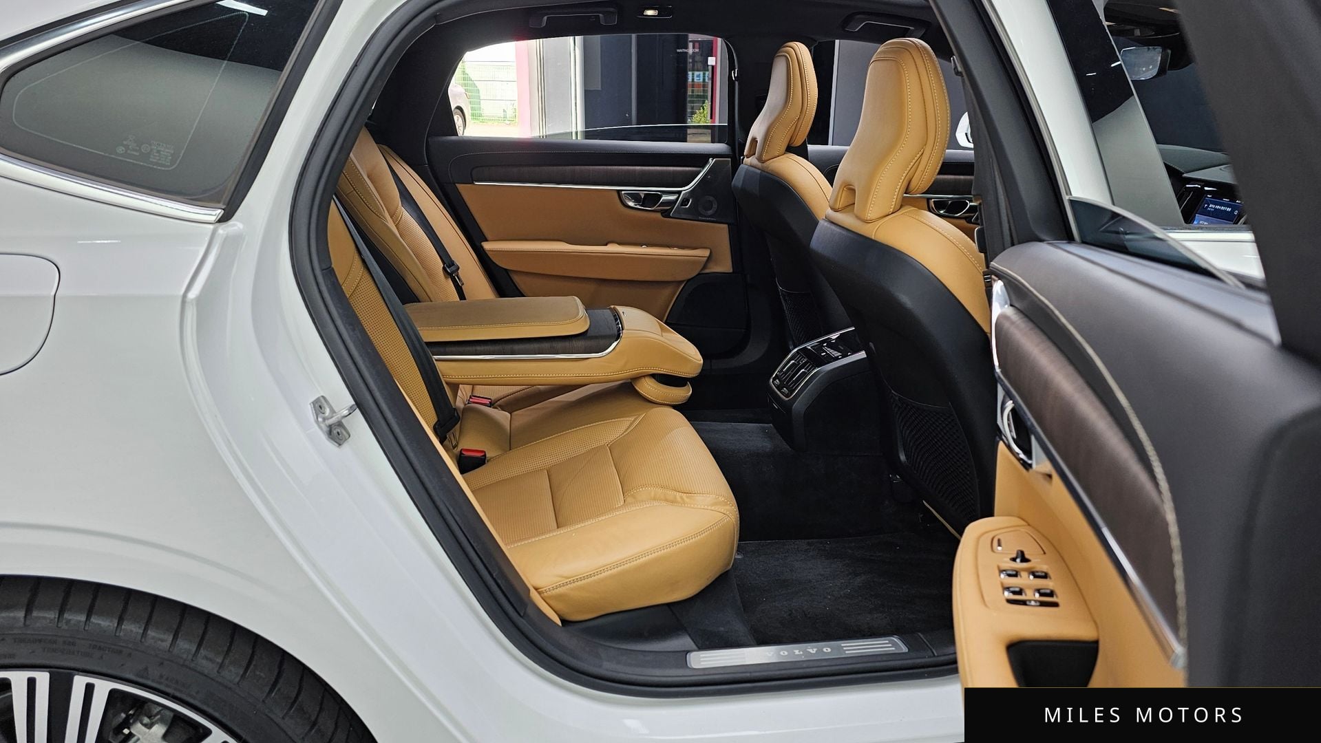 Volvo S90 2025 — миниатюра 12