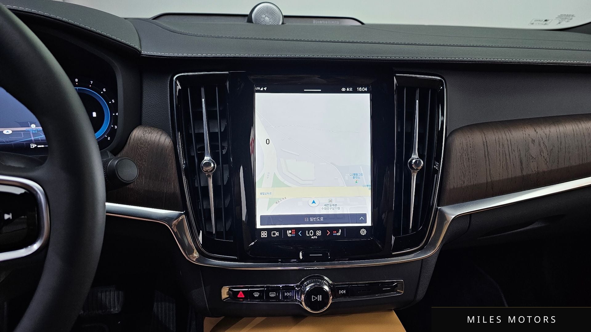 Volvo S90 2025 — миниатюра 14