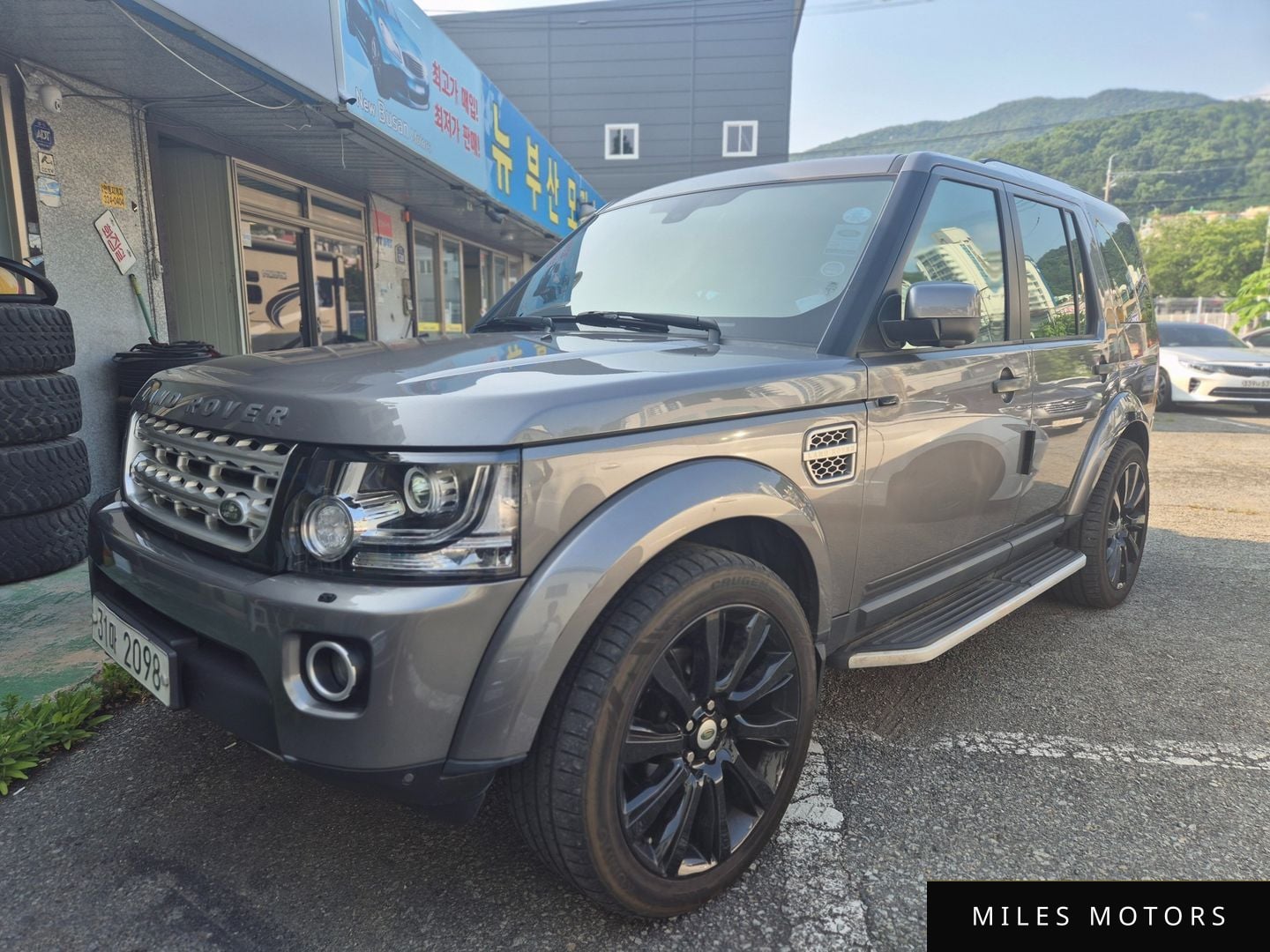 Land Rover Discovery 2010 — миниатюра 3