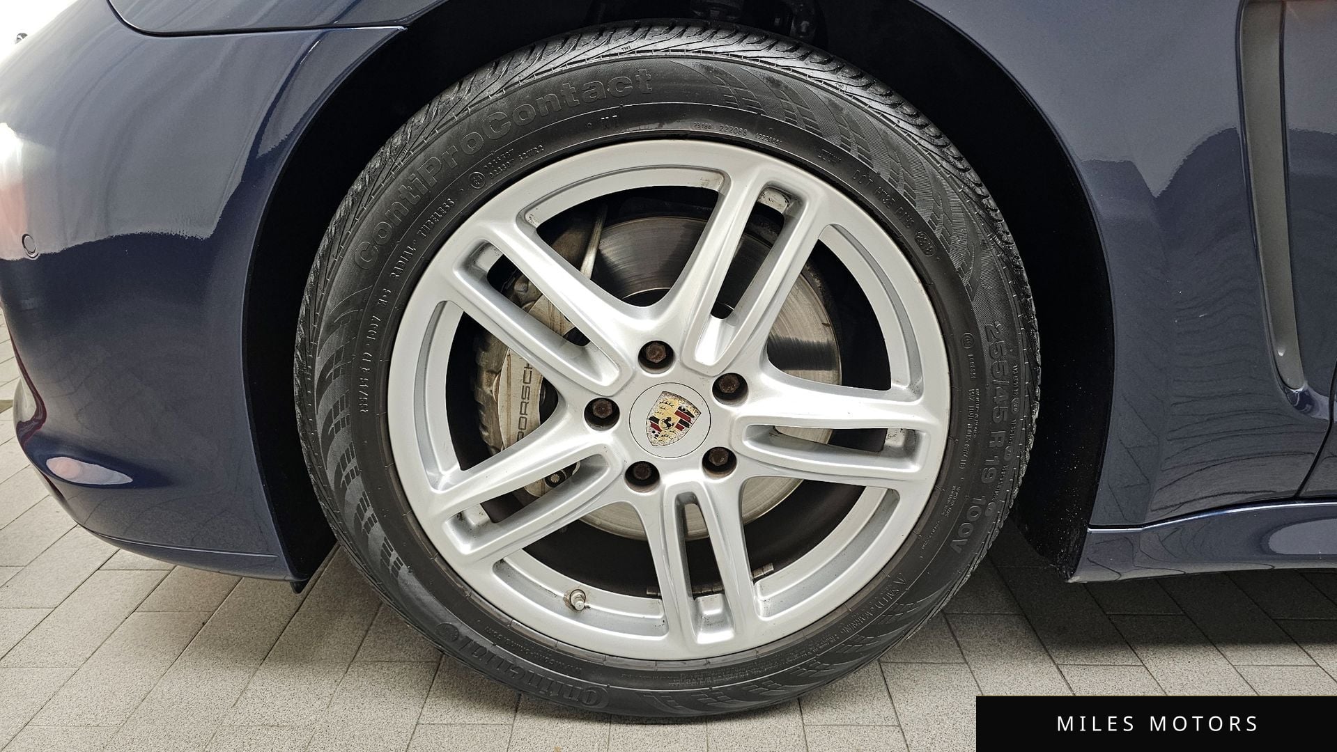 Porsche Panamera 2011 — миниатюра 5