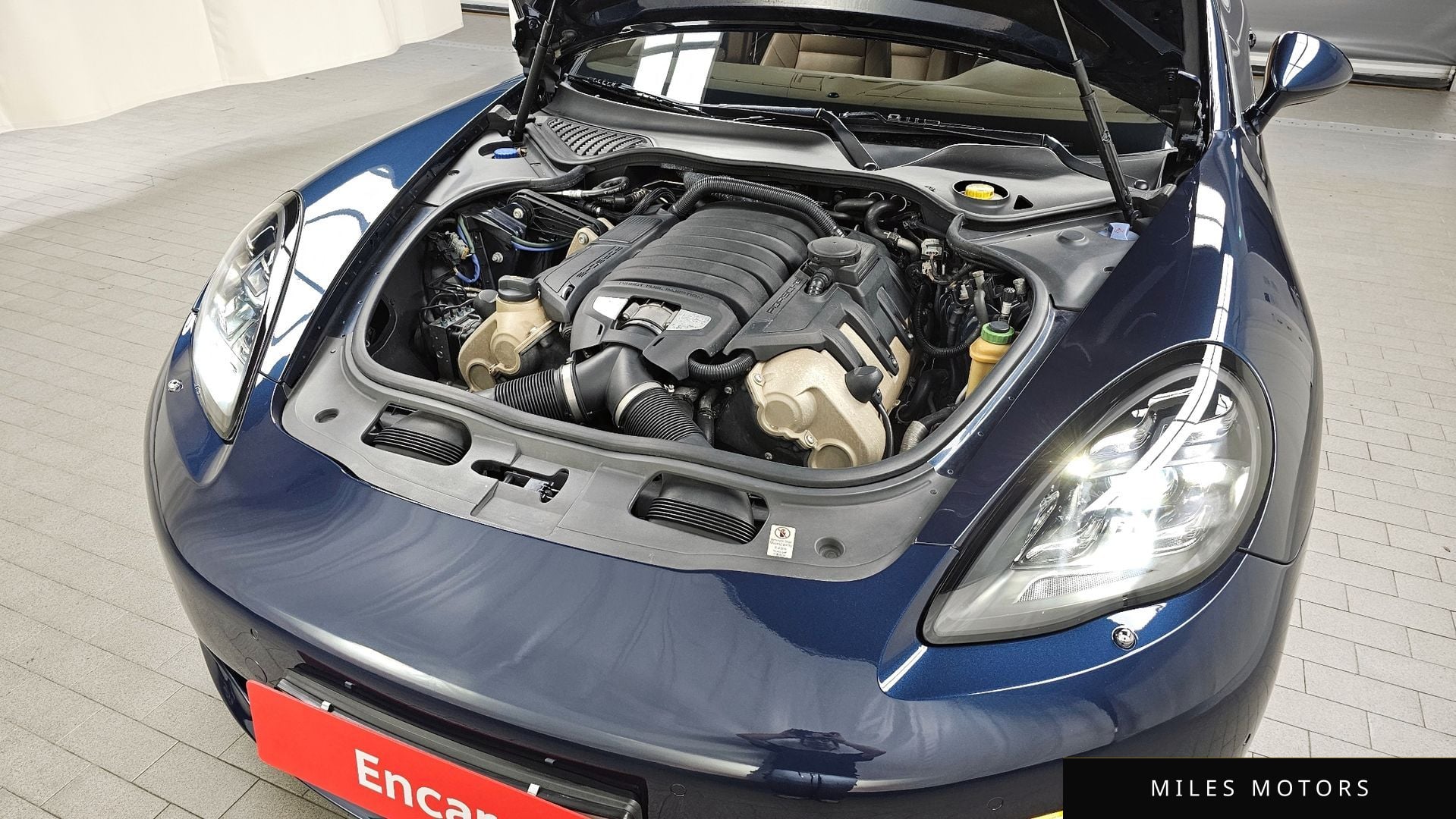 Porsche Panamera 2011 — миниатюра 6