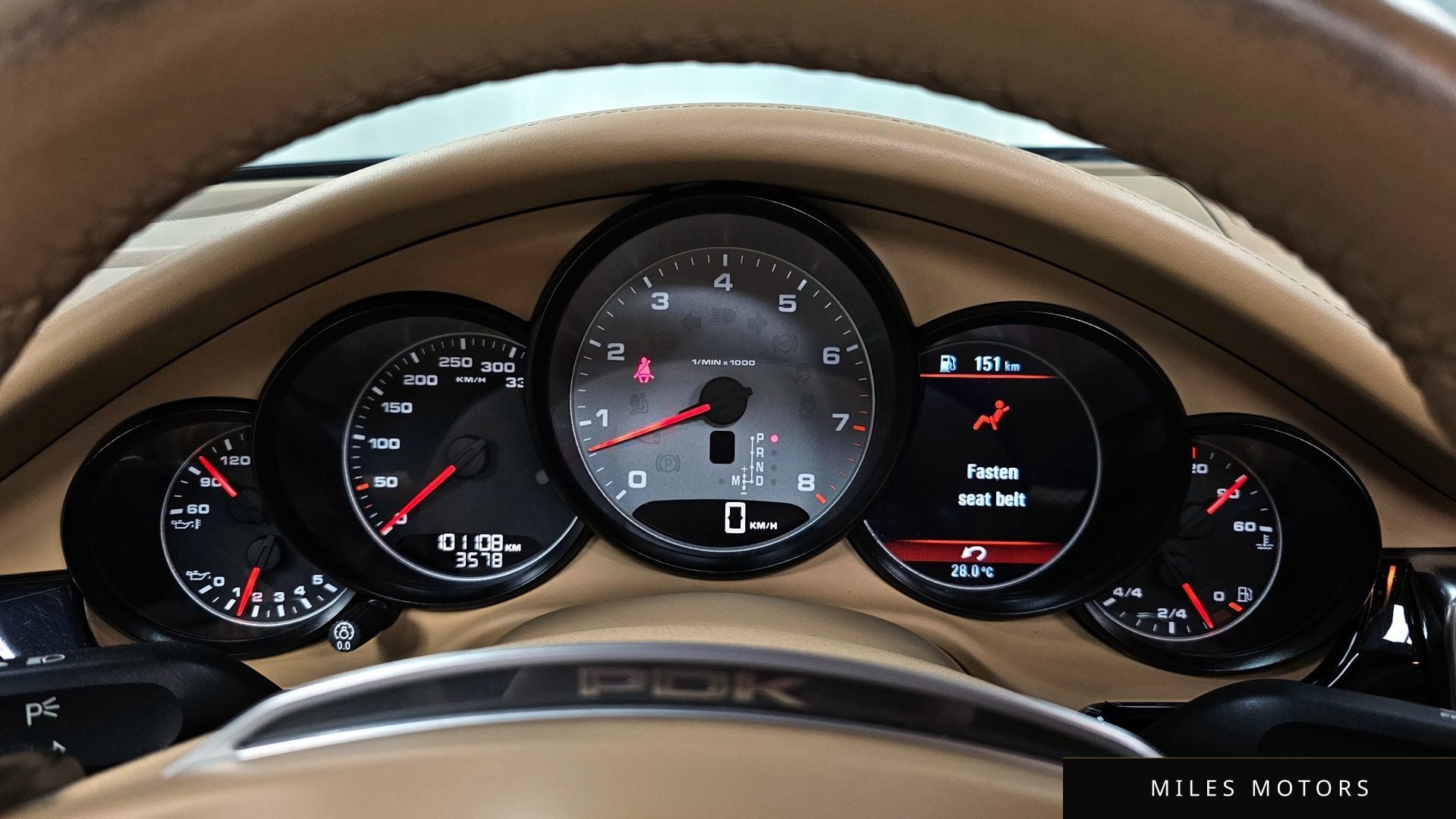 Porsche Panamera 2011 — миниатюра 8