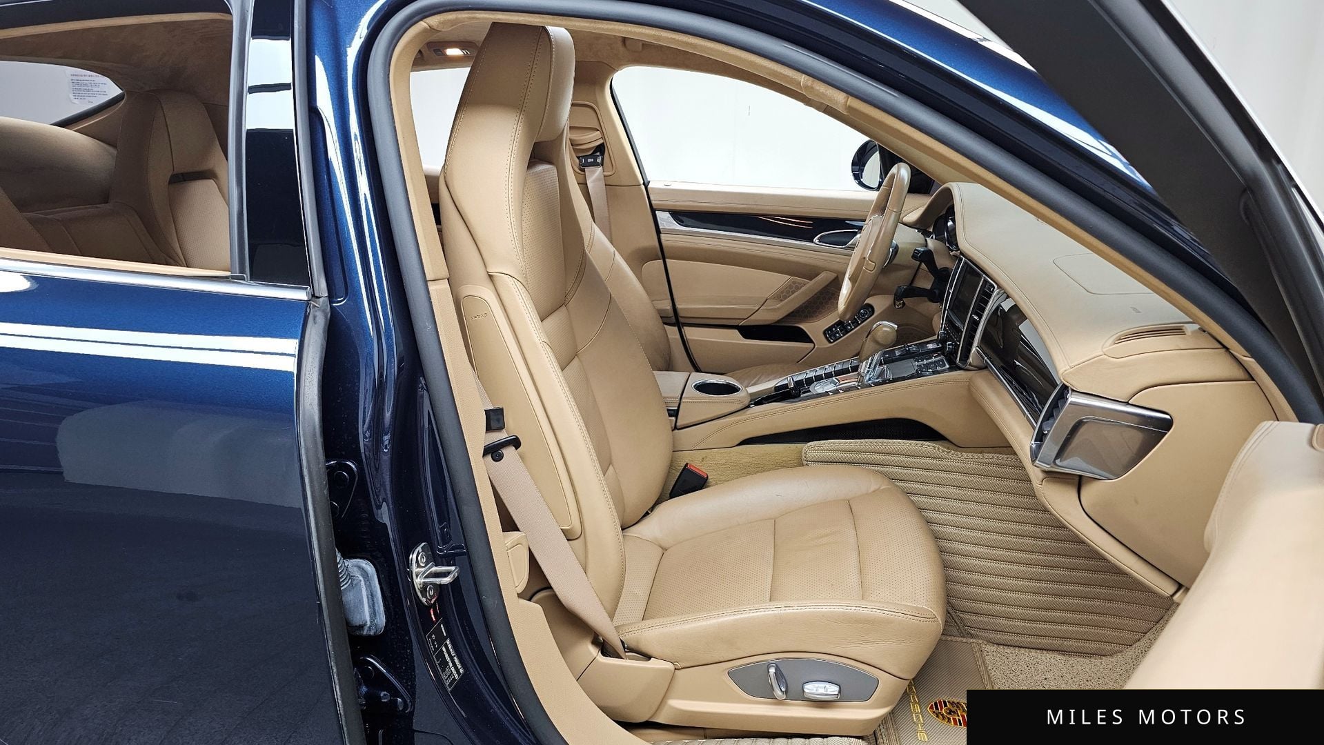 Porsche Panamera 2011 — миниатюра 12