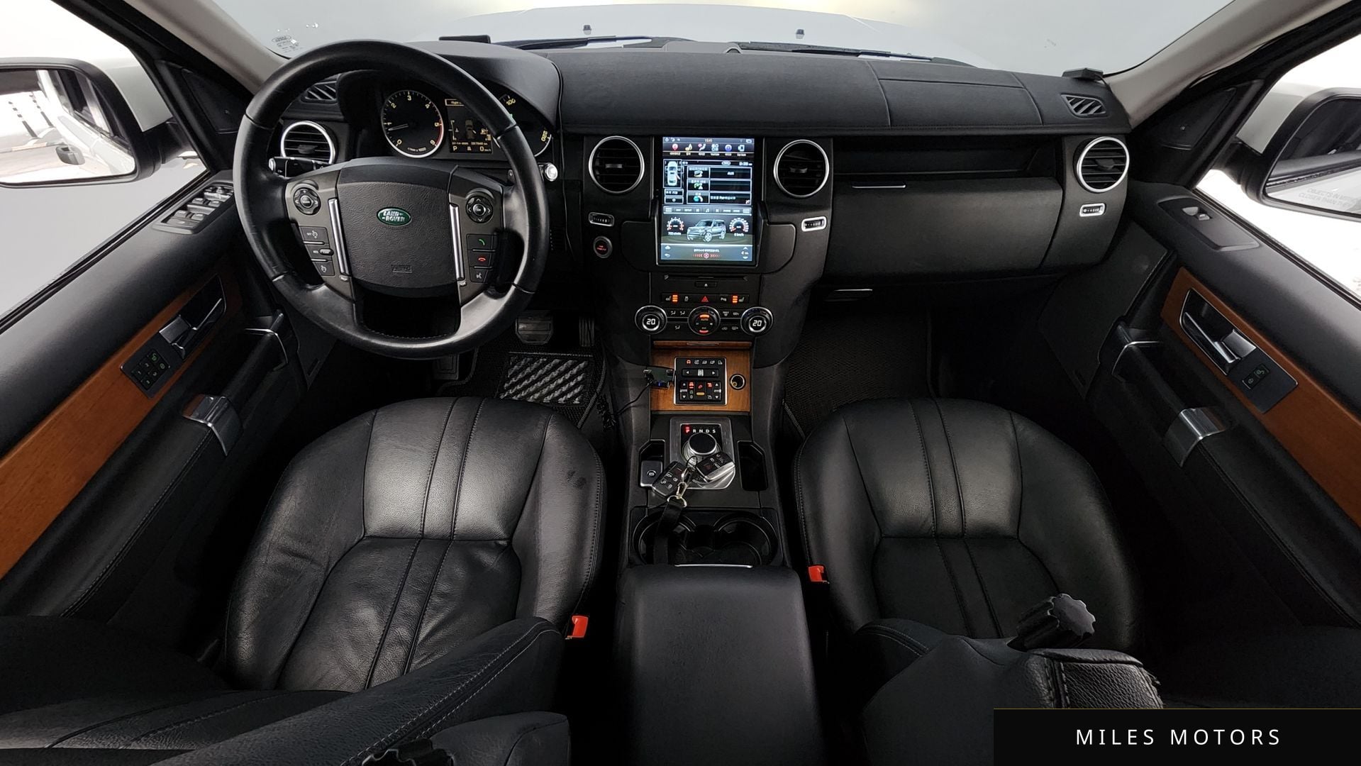Land Rover Discovery 2012 — миниатюра 7