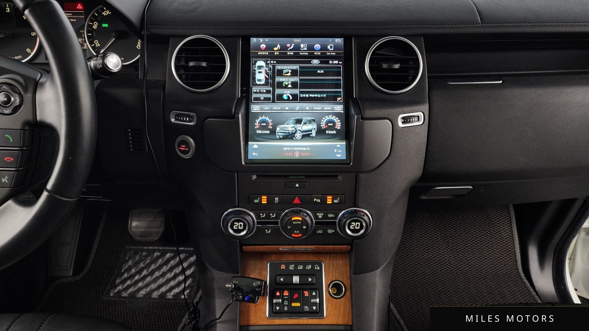 Land Rover Discovery 2012 — миниатюра 14