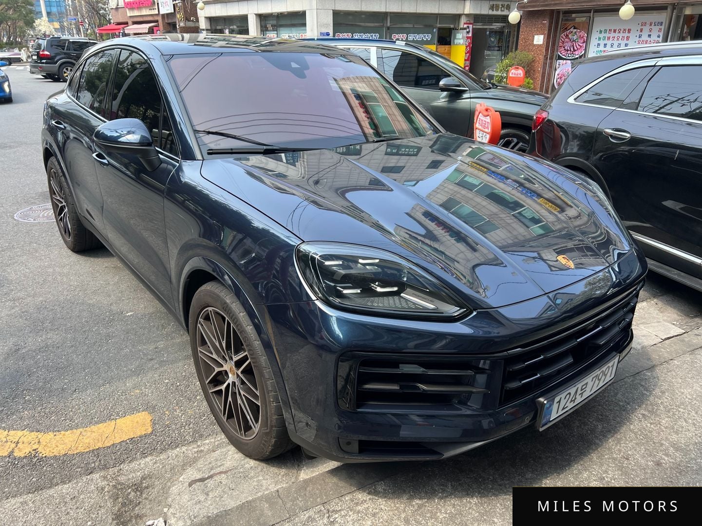 Porsche Cayenne 2024 — миниатюра 2