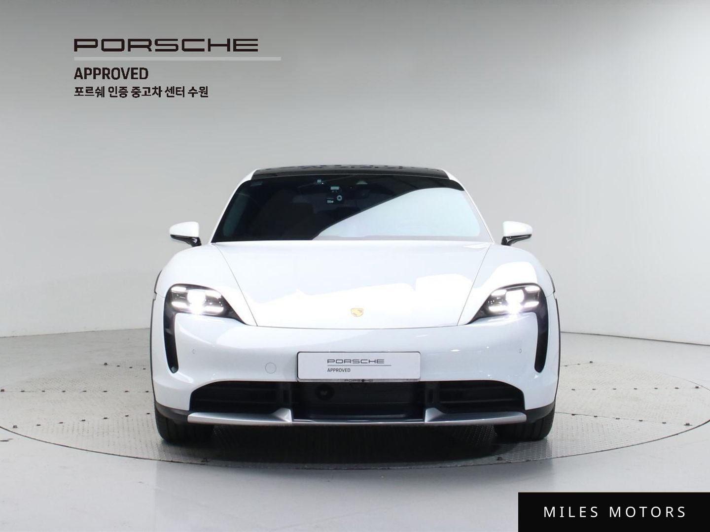 Porsche Taycan 2024 — миниатюра 3