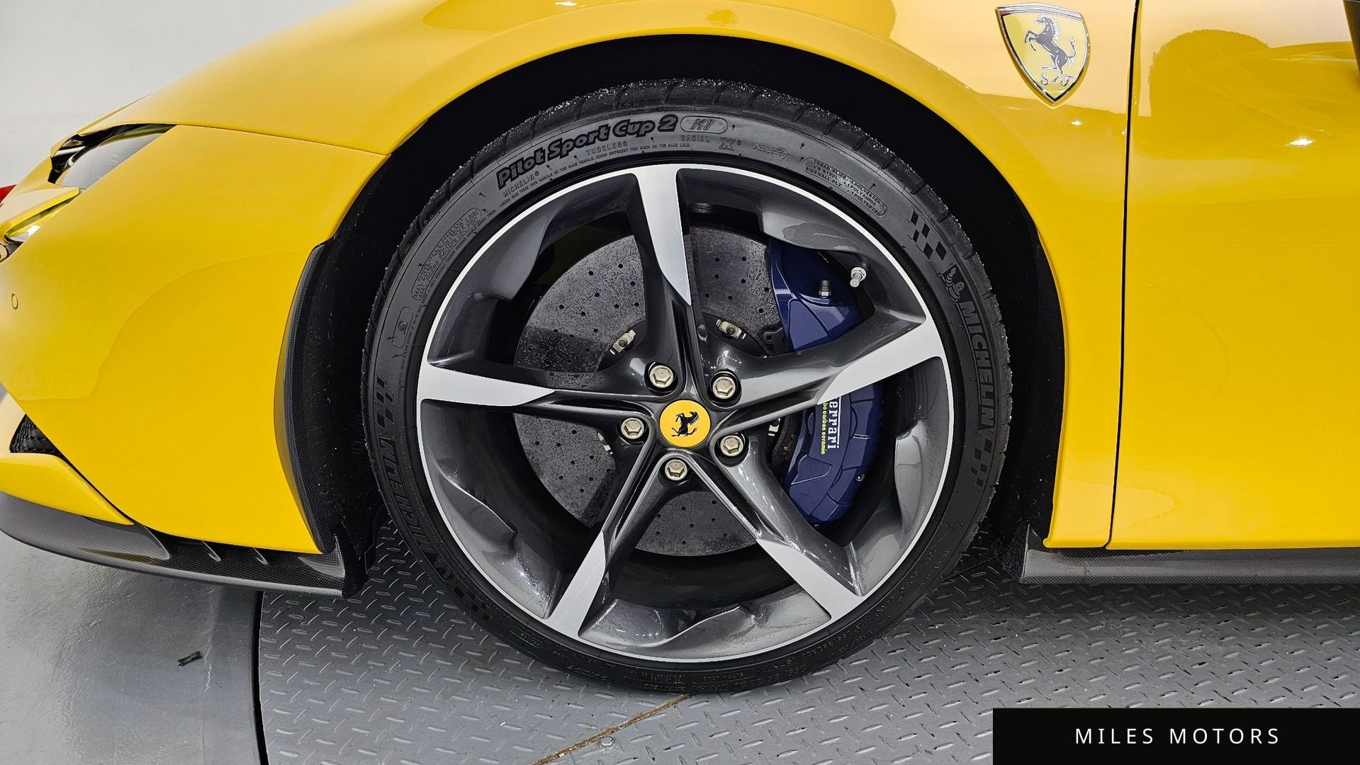Ferrari SF90 스파이더 2023 — миниатюра 5