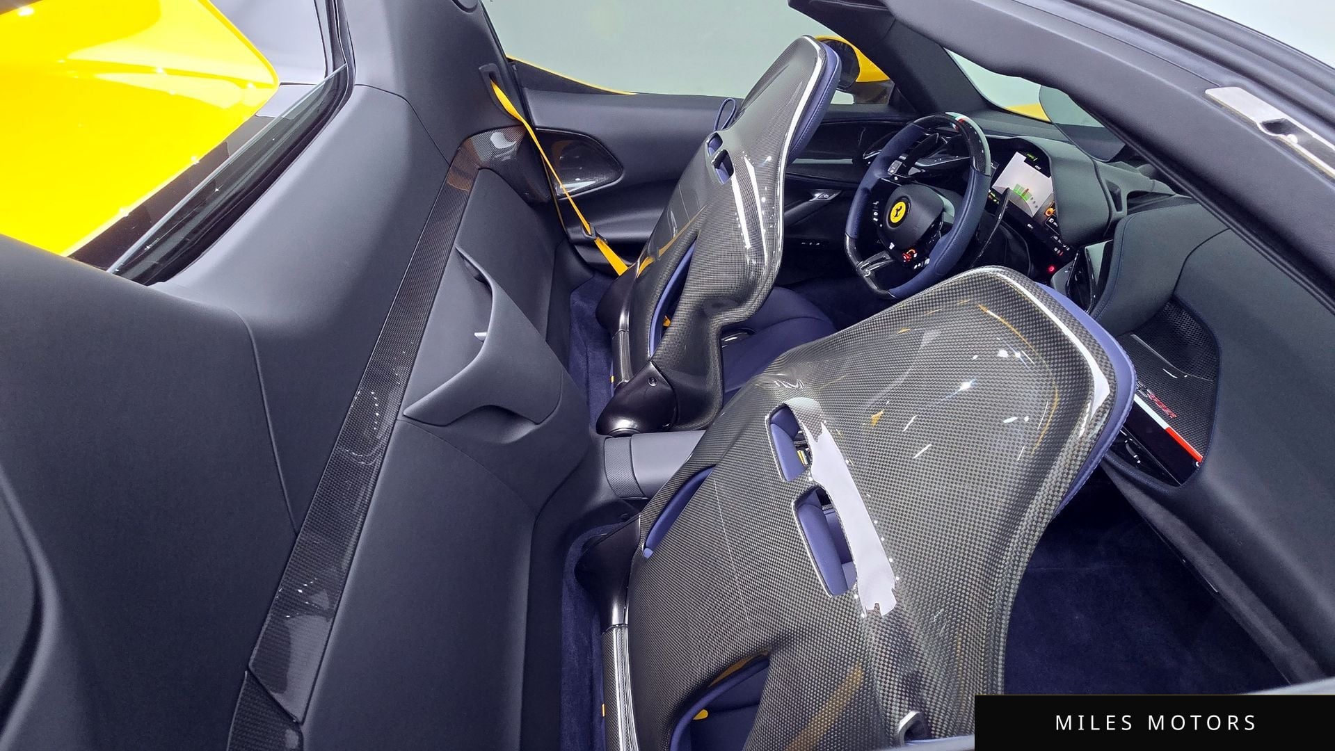 Ferrari SF90 스파이더 2023 — миниатюра 19