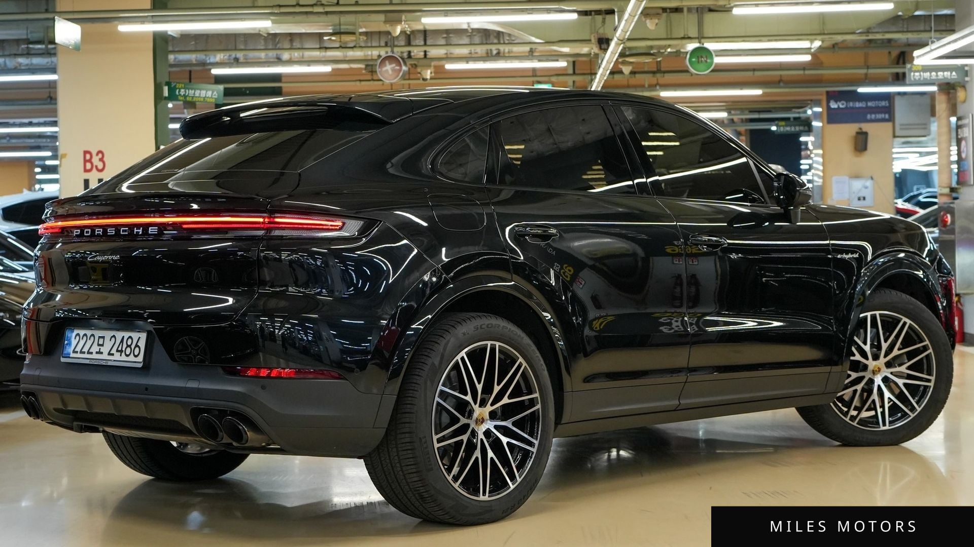 Porsche Cayenne 2024 — миниатюра 2