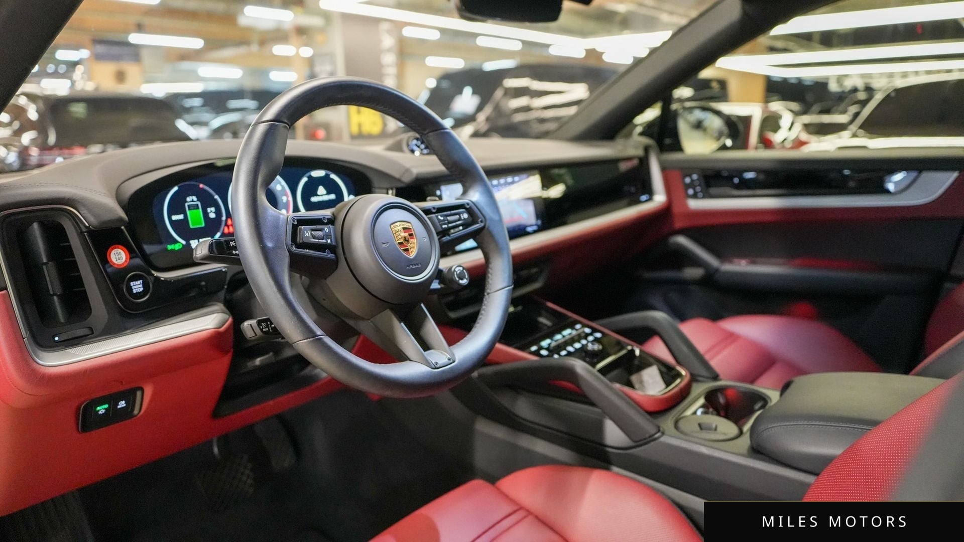 Porsche Cayenne 2024 — миниатюра 9