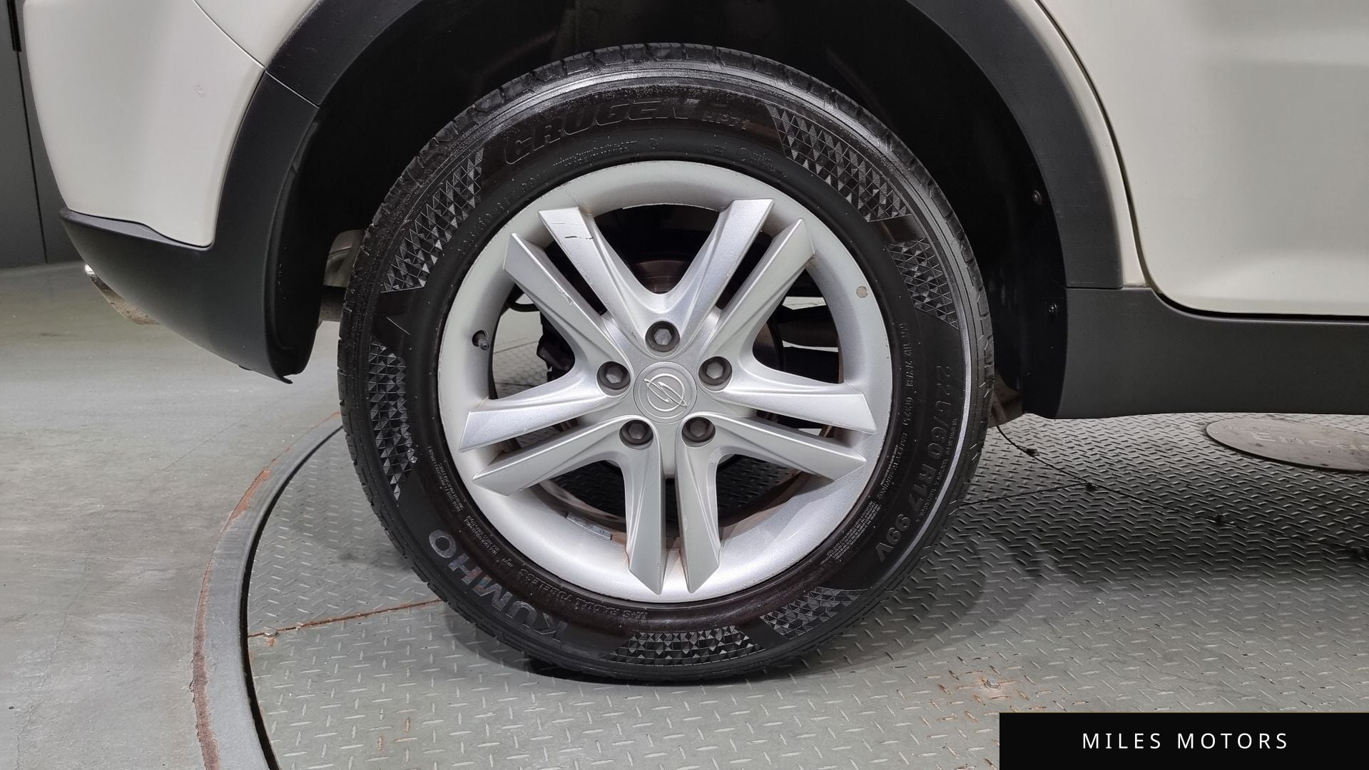 KG Mobility KORANDO 2014 — миниатюра 5