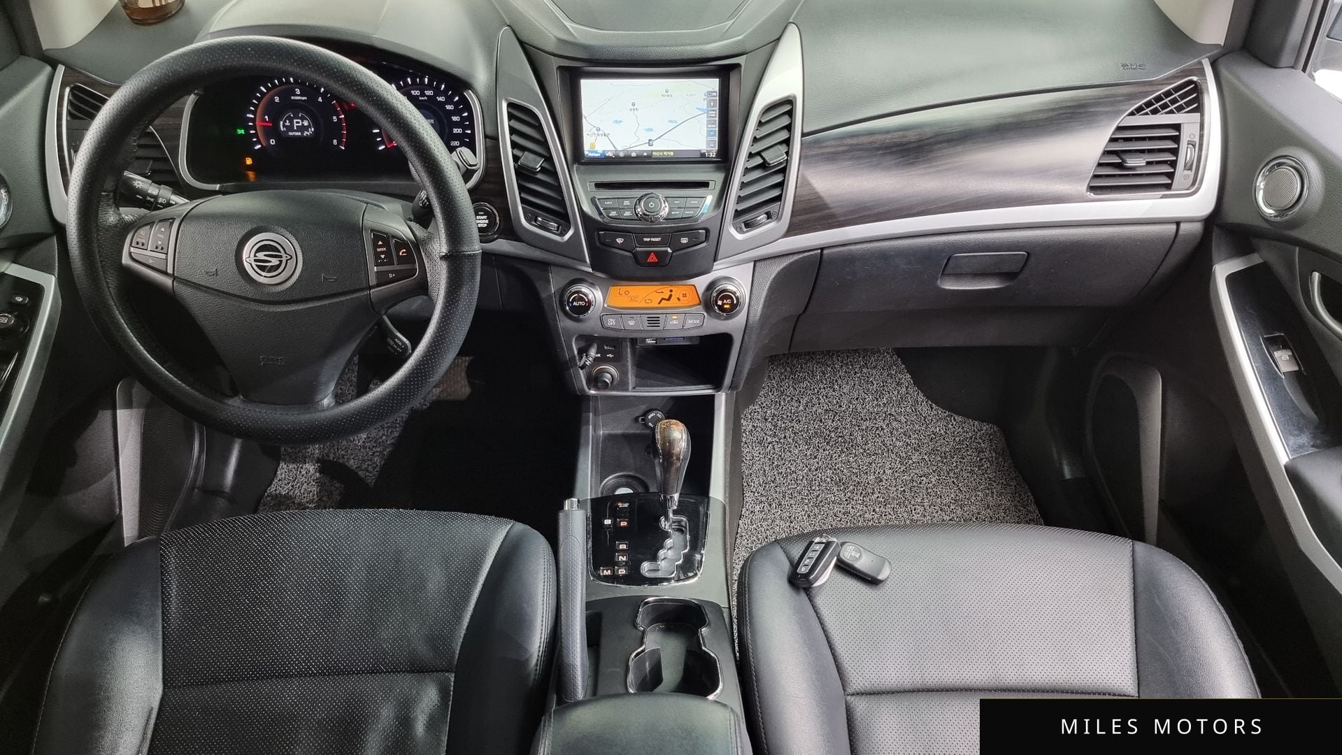 KG Mobility KORANDO 2014 — миниатюра 7