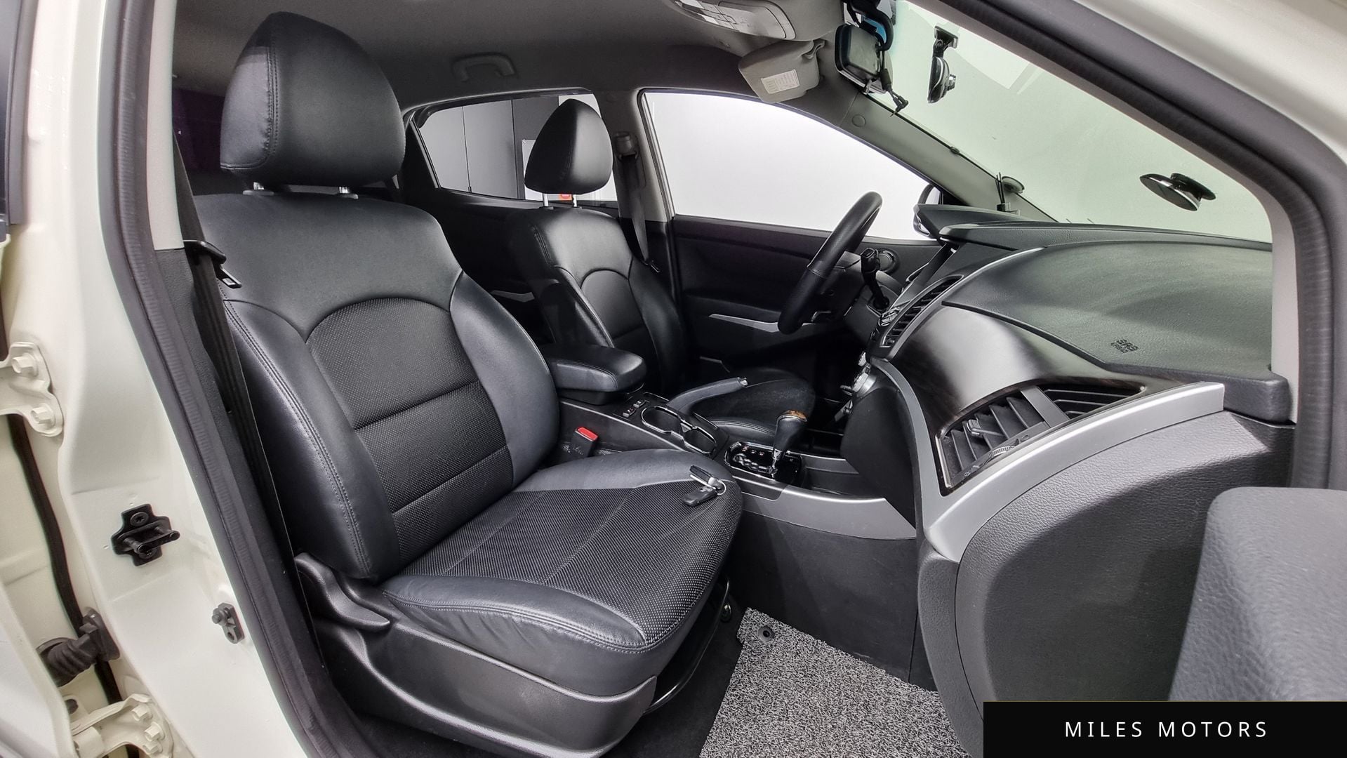 KG Mobility KORANDO 2014 — миниатюра 10