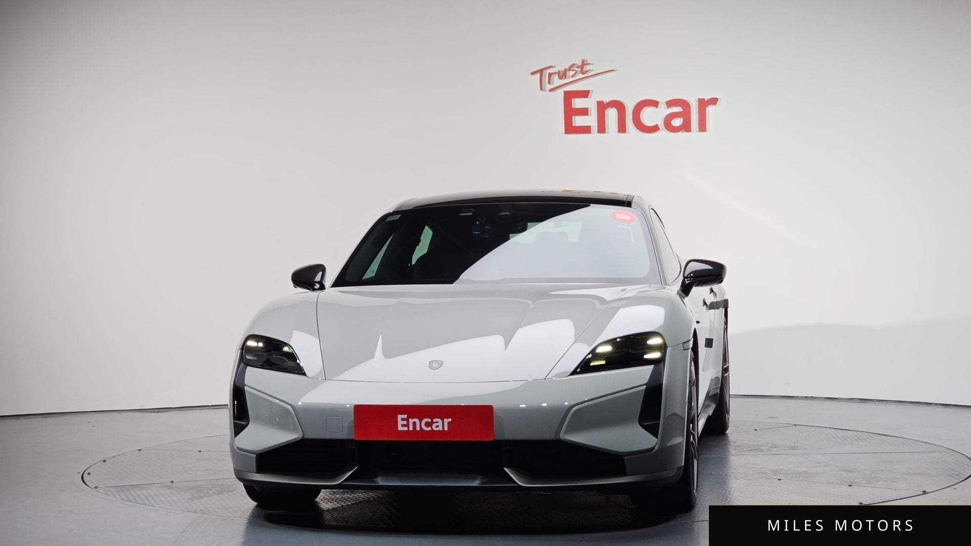 Porsche Taycan 2025 — миниатюра 3