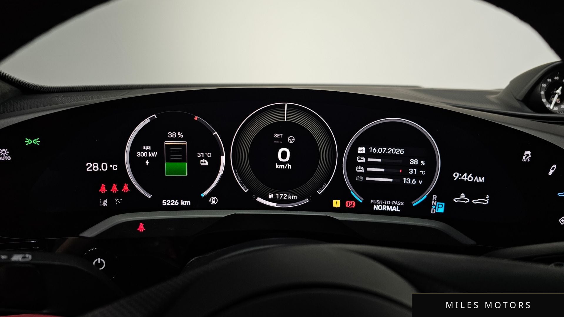 Porsche Taycan 2025 — миниатюра 8