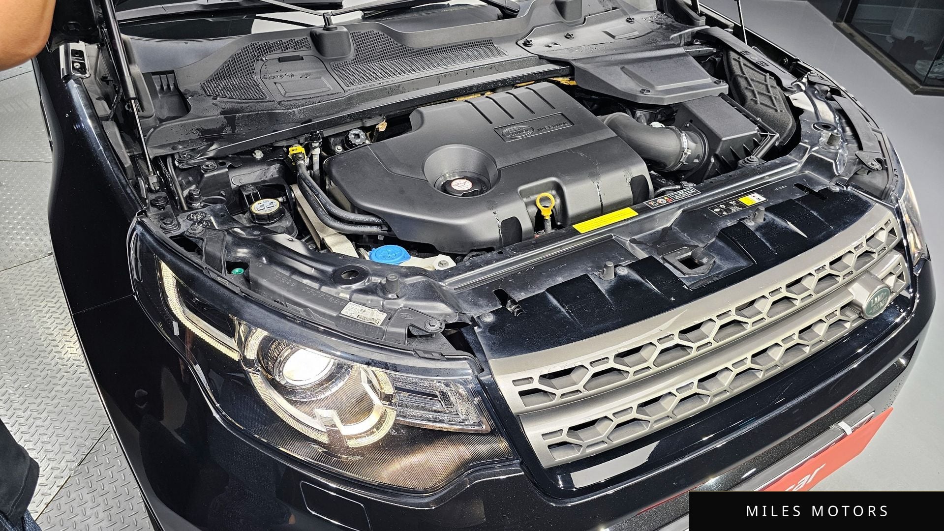 Land Rover Discovery Sport 2016 — миниатюра 6