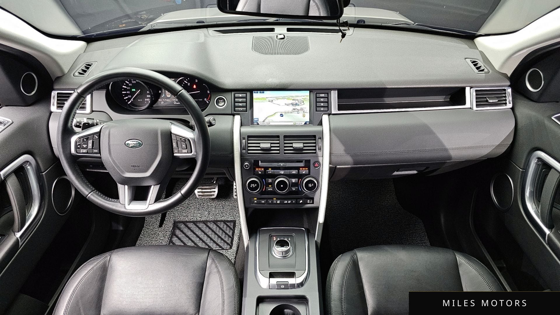 Land Rover Discovery Sport 2016 — миниатюра 7