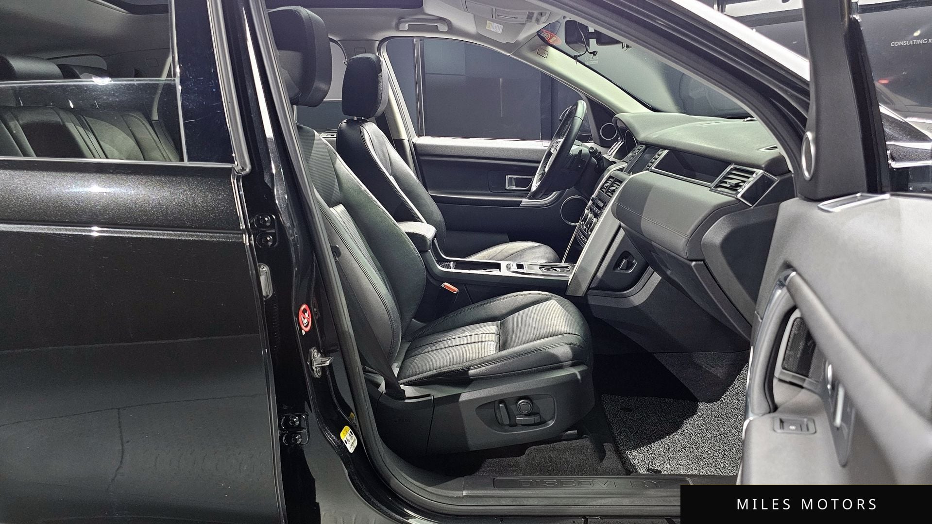 Land Rover Discovery Sport 2016 — миниатюра 11