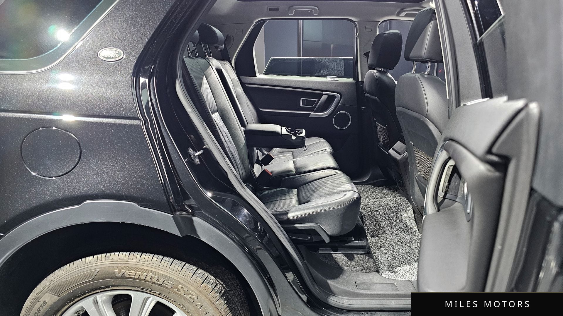 Land Rover Discovery Sport 2016 — миниатюра 12