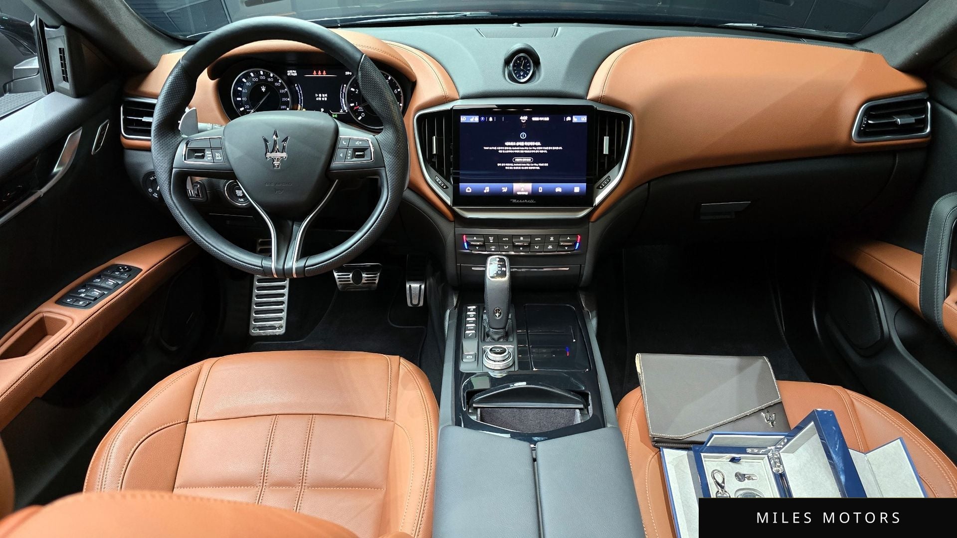 Maserati 기블리 2022 — миниатюра 7