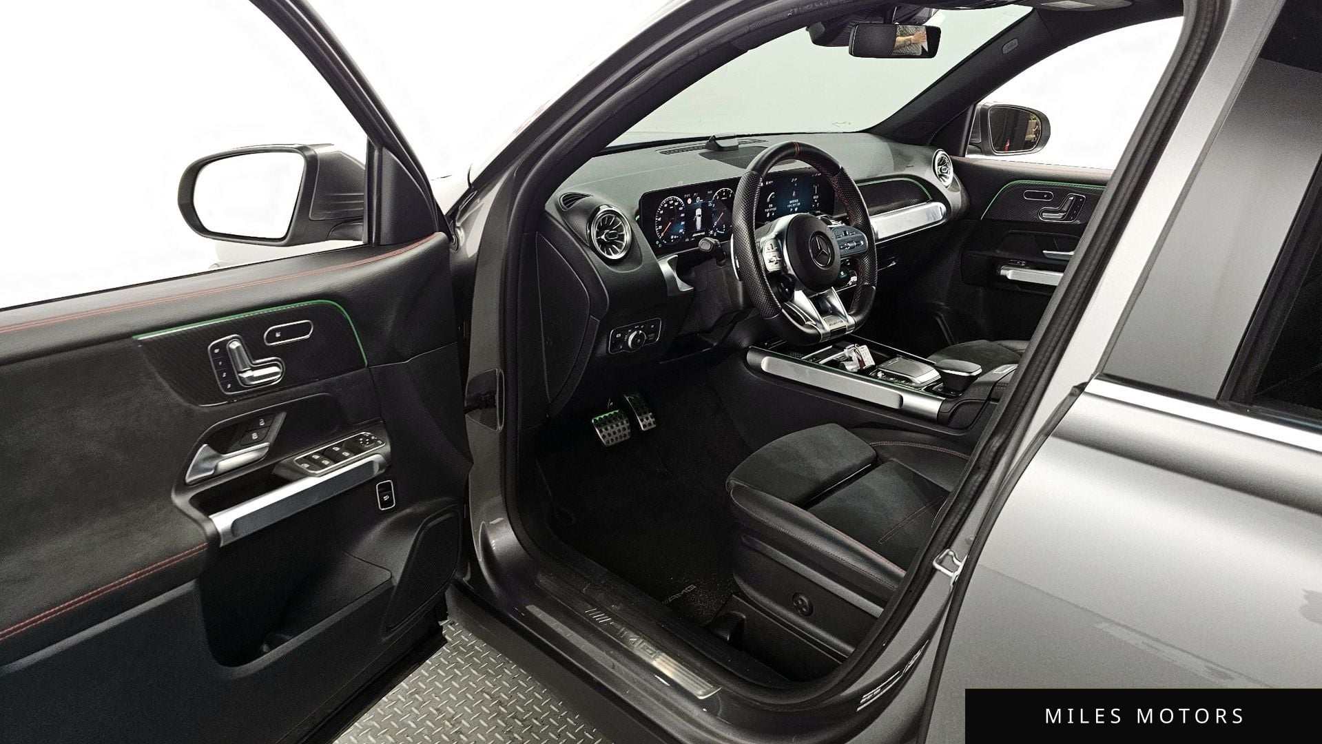 Mercedes-Benz GLB-Class X247 2023 — миниатюра 10