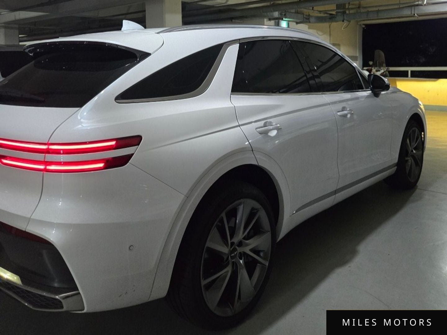 Genesis GV70 2025 — миниатюра 2