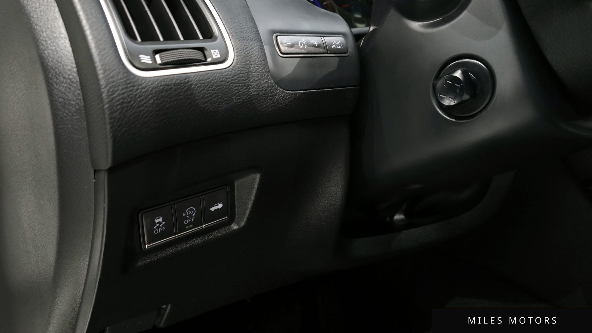 Infiniti Q50 2014 — миниатюра 14