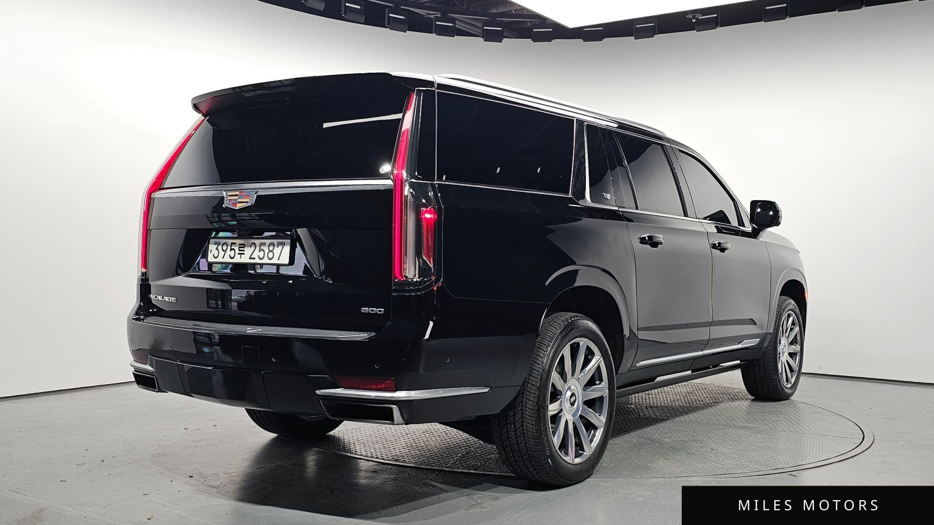 Cadillac Escalade 2021 — миниатюра 2