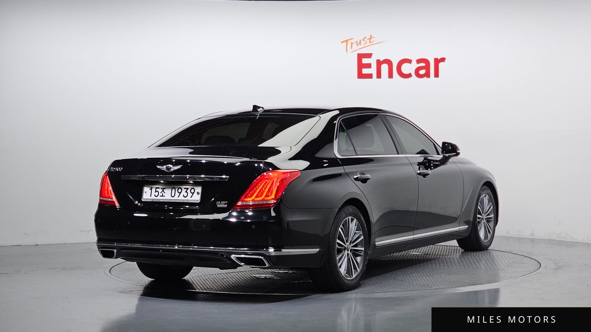 Genesis EQ900 2016 — миниатюра 2