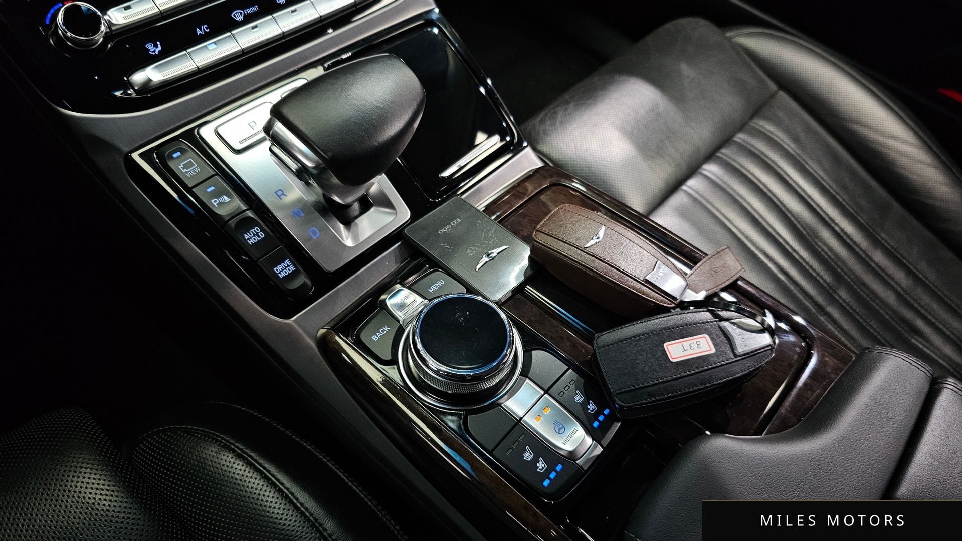 Genesis EQ900 2016 — миниатюра 9