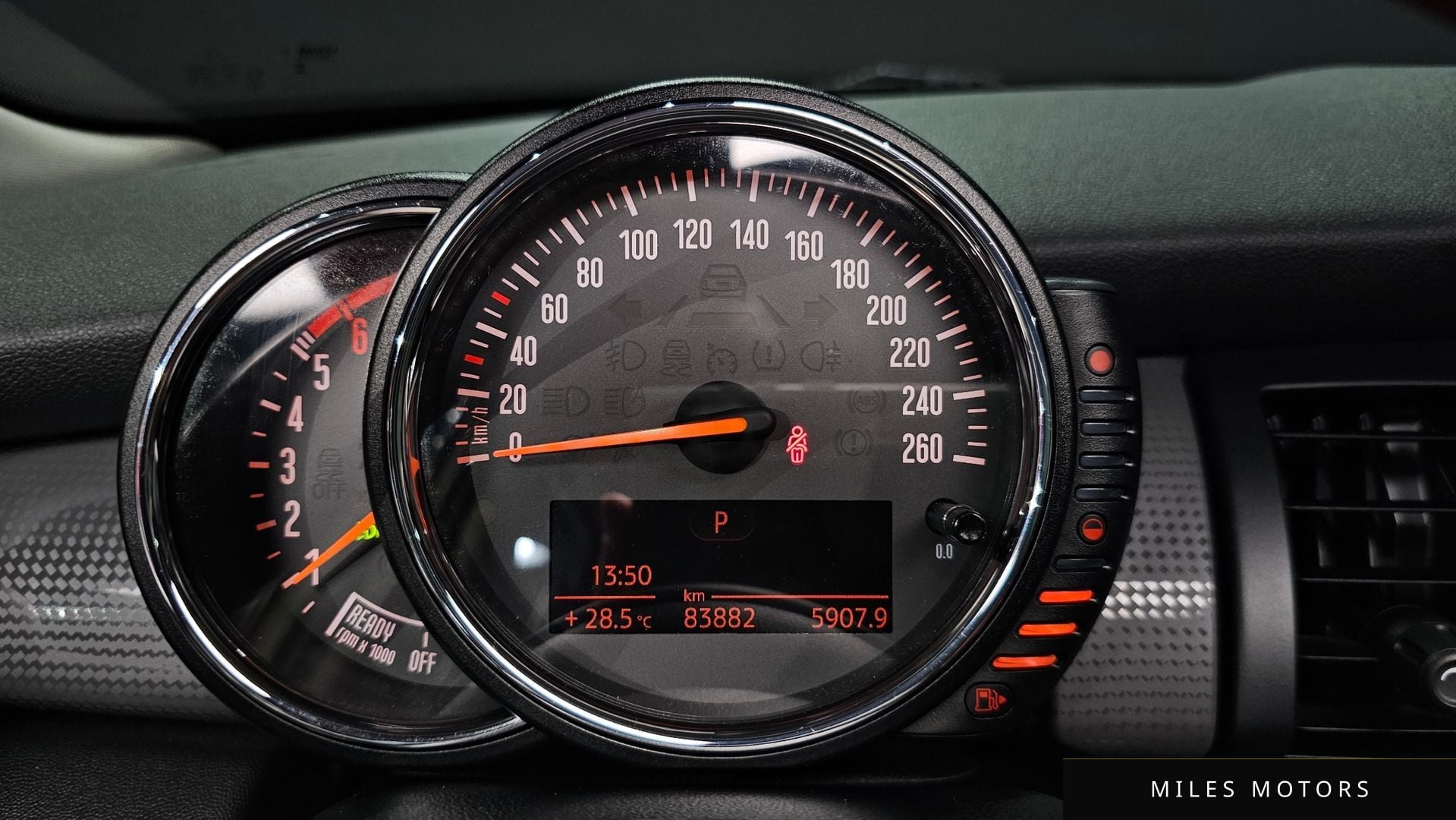 MINI Cooper D 2016 — миниатюра 8