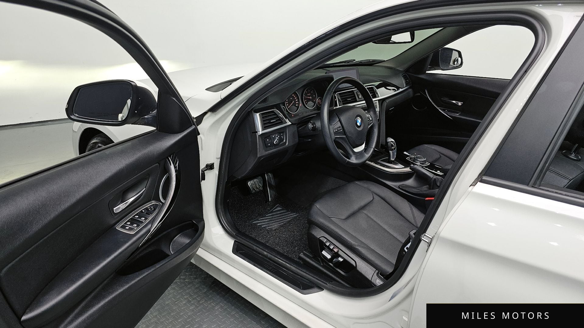 BMW 3시리즈 (F30) 2016 — миниатюра 11