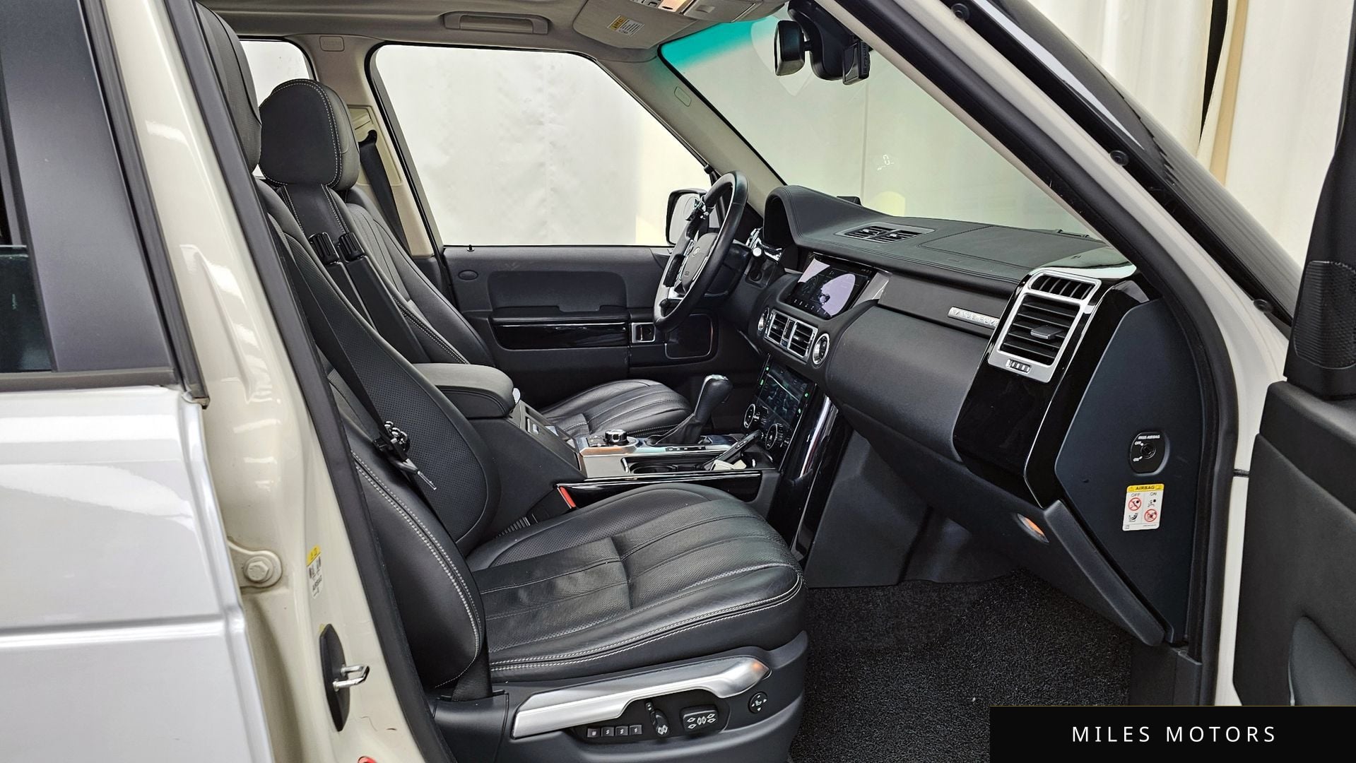 Land Rover Range Rover 2010 — миниатюра 11