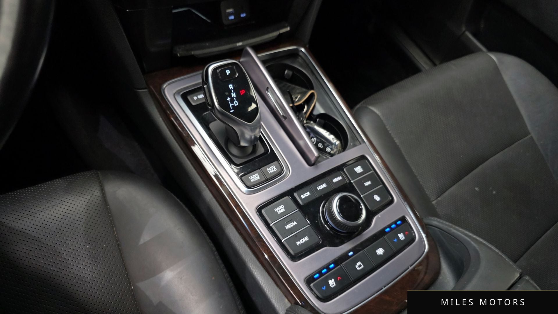 Hyundai Equus 2015 — миниатюра 9