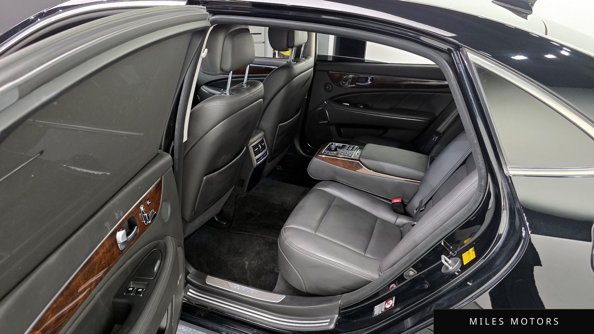 Hyundai Equus 2015 — миниатюра 11