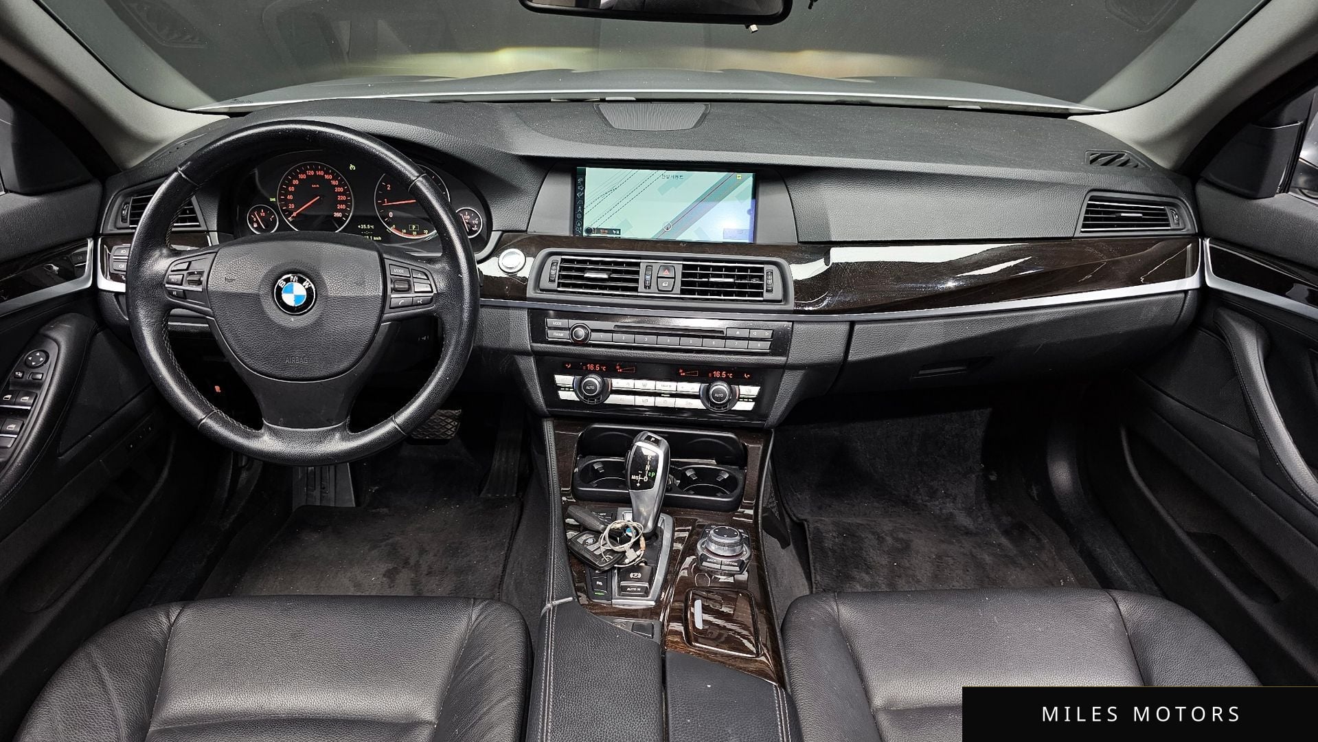 BMW 5 Series (F10) 2011 — миниатюра 7