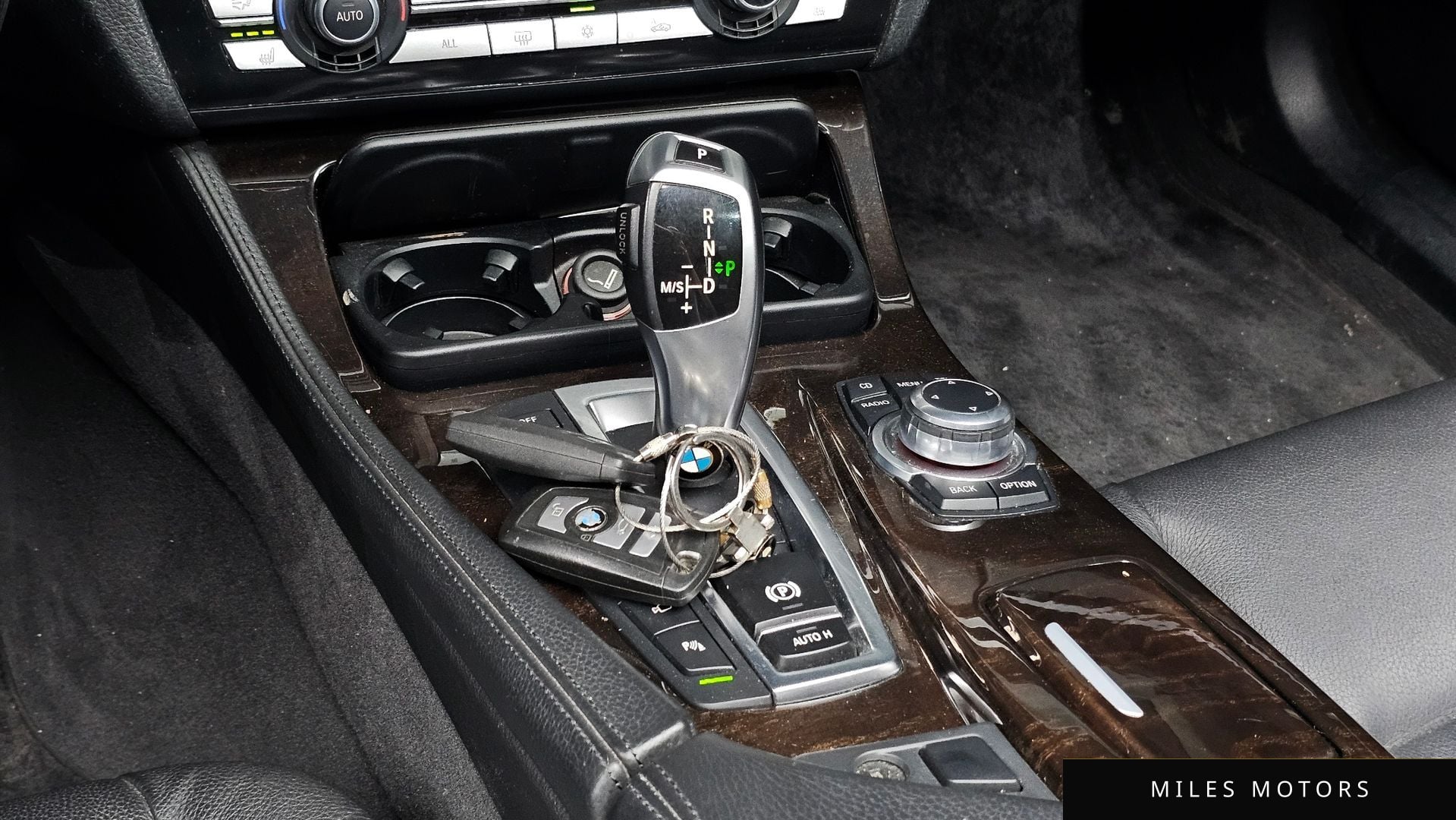 BMW 5 Series (F10) 2011 — миниатюра 9