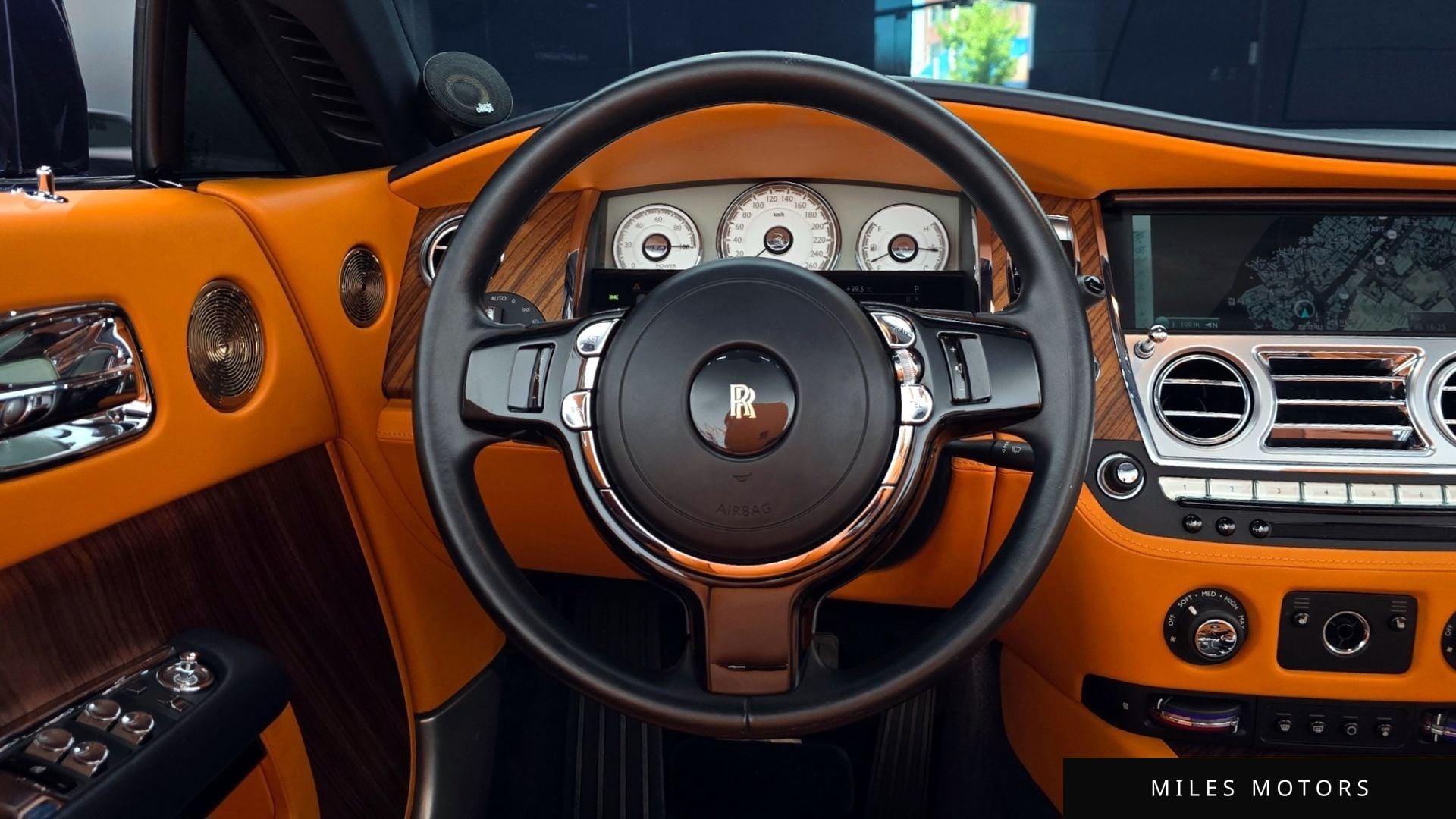 Rolls-Royce 던 2017 — миниатюра 13
