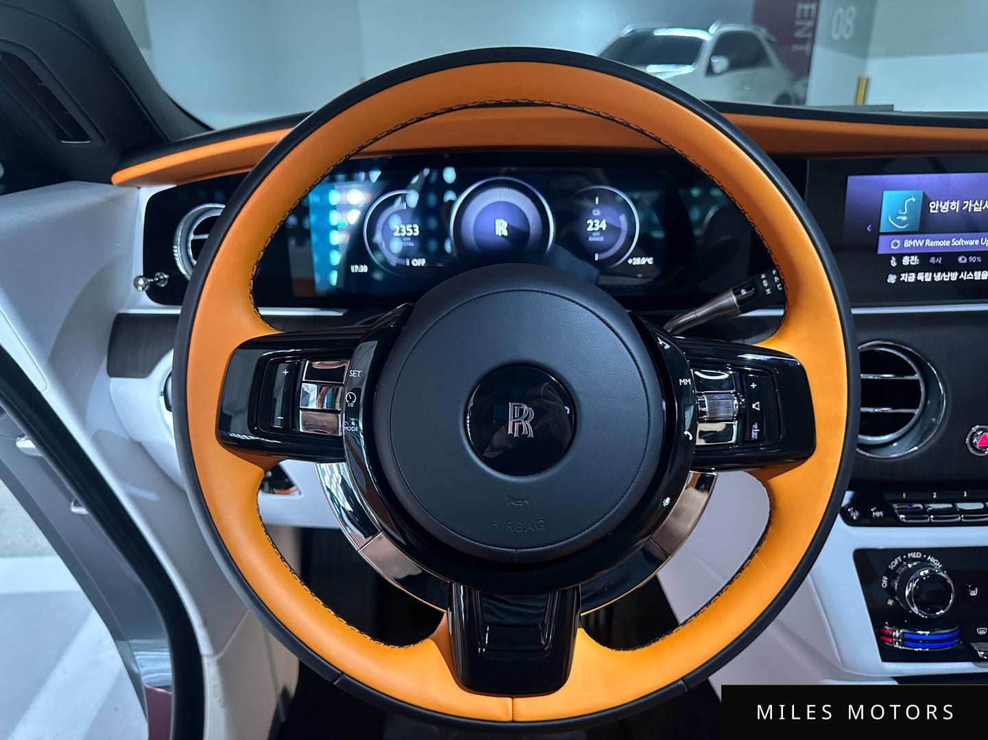 Rolls-Royce Spectre 2024 — миниатюра 12
