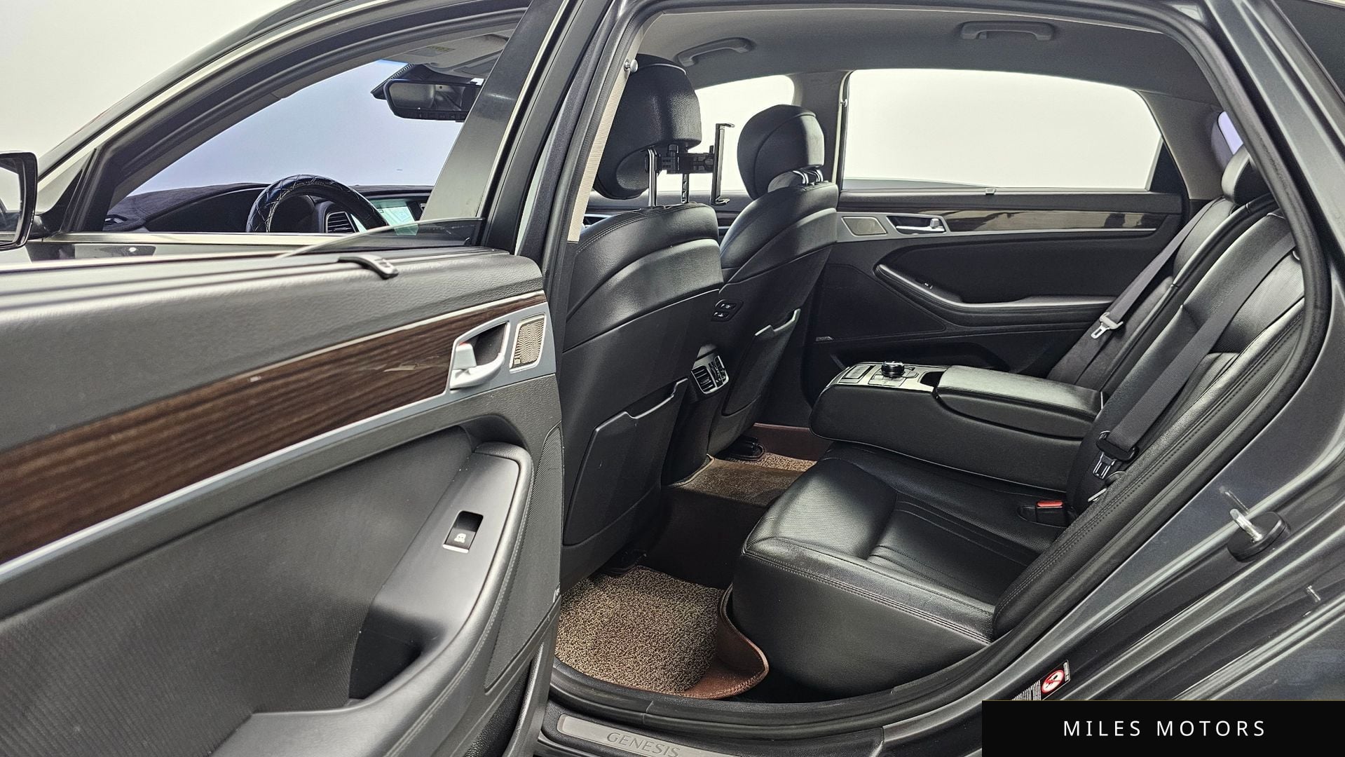 Genesis G80 2017 — миниатюра 12