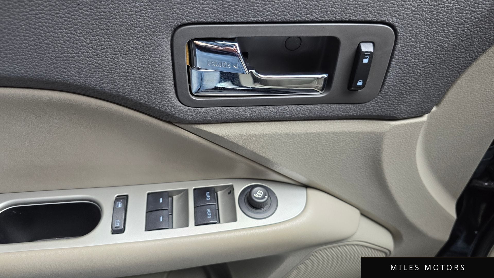 Ford Fusion 2012 — миниатюра 14
