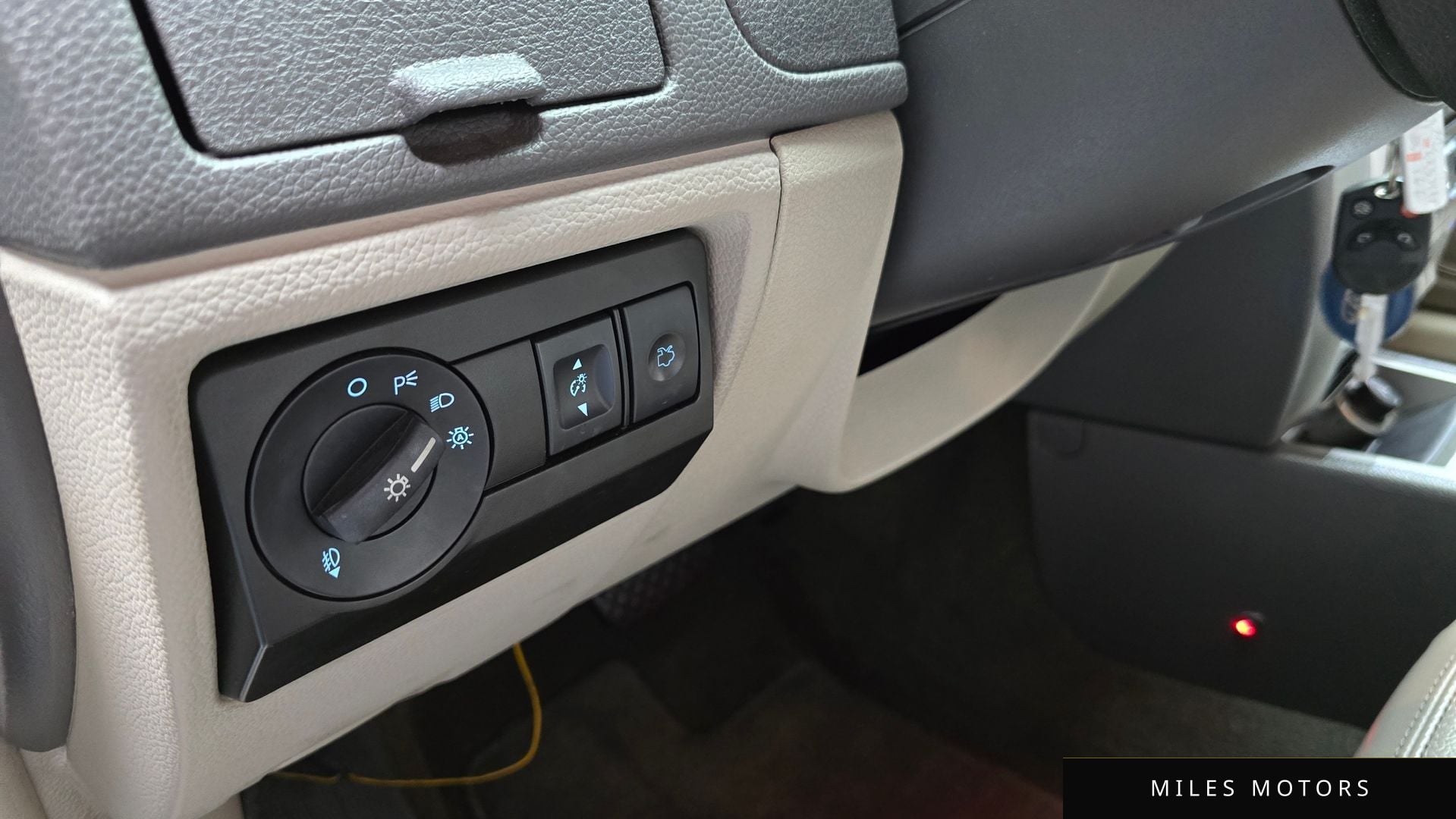 Ford Fusion 2012 — миниатюра 15