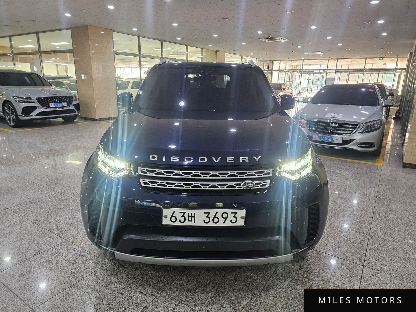 Land Rover Discovery 2017 — миниатюра 2