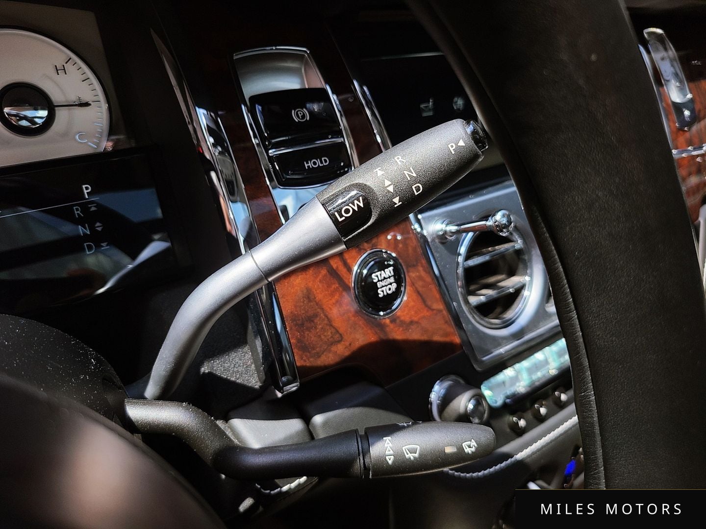Rolls-Royce 고스트 2018 — миниатюра 9