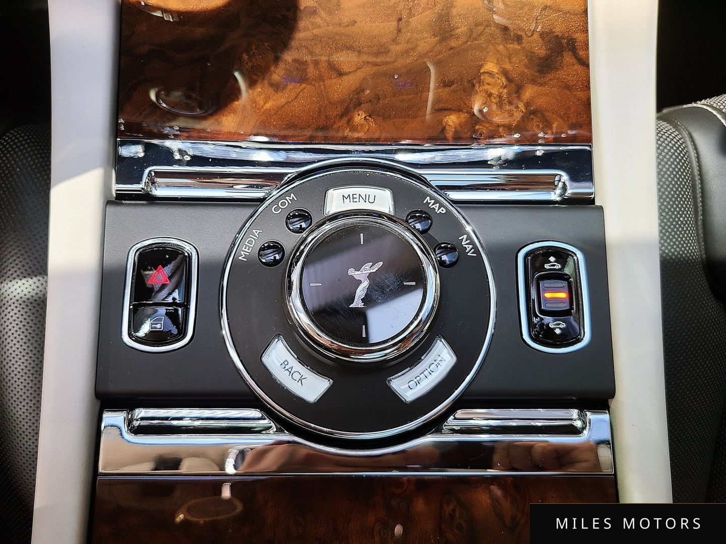 Rolls-Royce 고스트 2018 — миниатюра 14